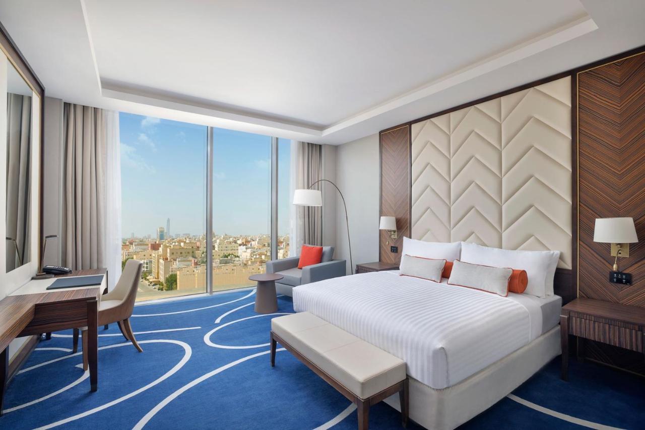 Jeddah Marriott Hotel Madinah Road Exteriör bild Deluxe King