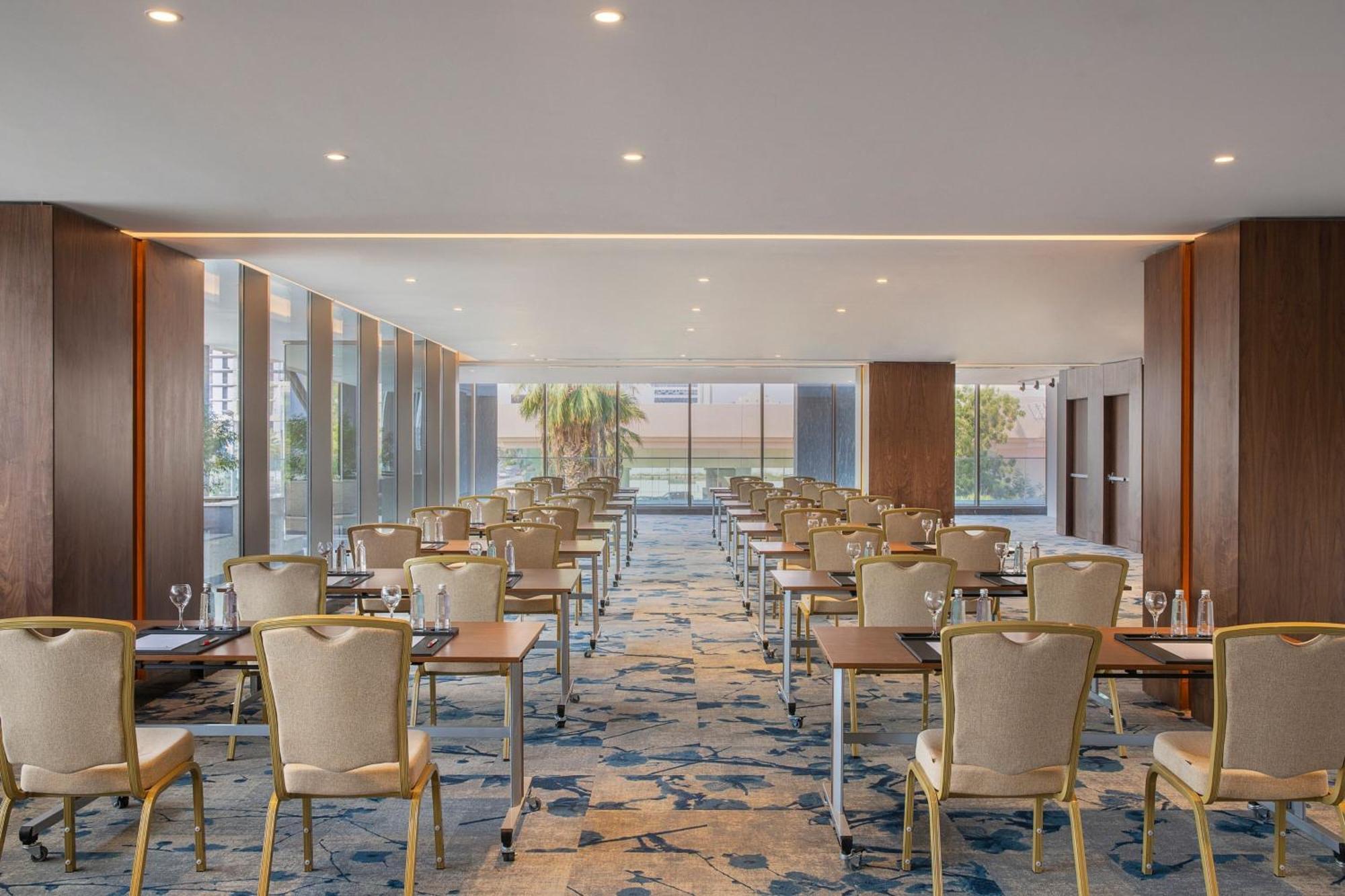 Jeddah Marriott Hotel Madinah Road Exteriör bild Meeting room